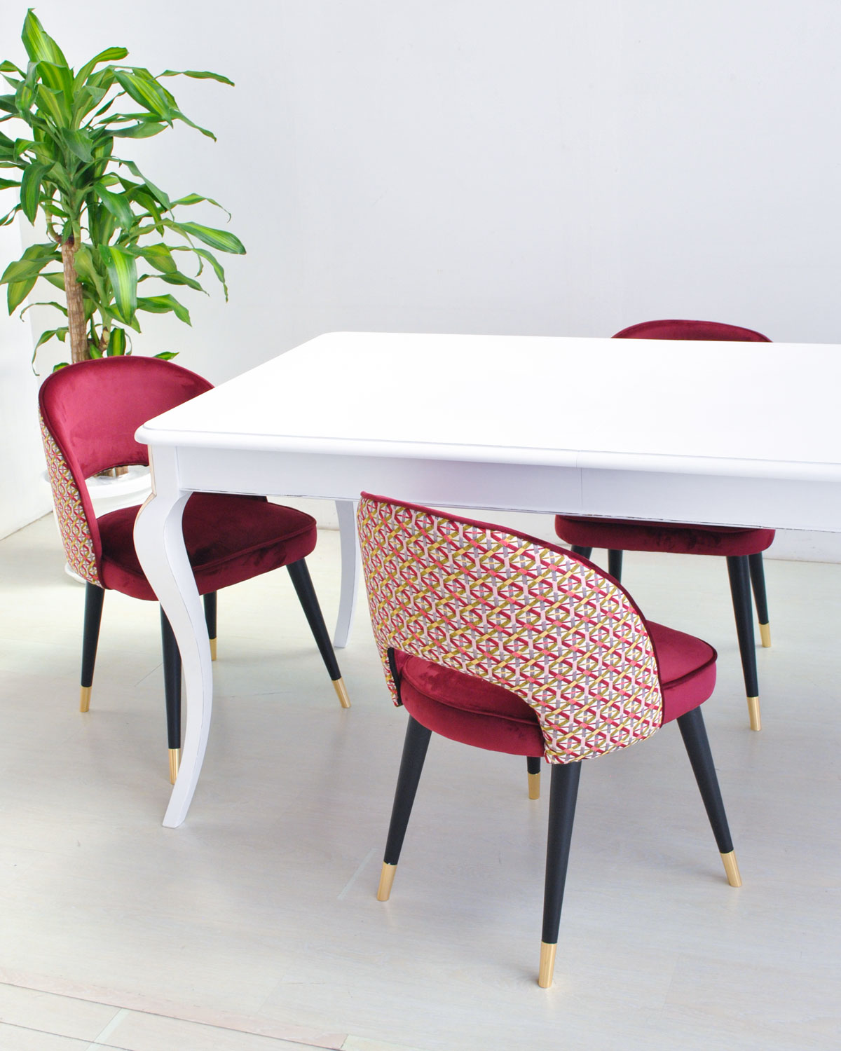 Poltroncina Linda imbottita in velluto e tessuto - immagine 3